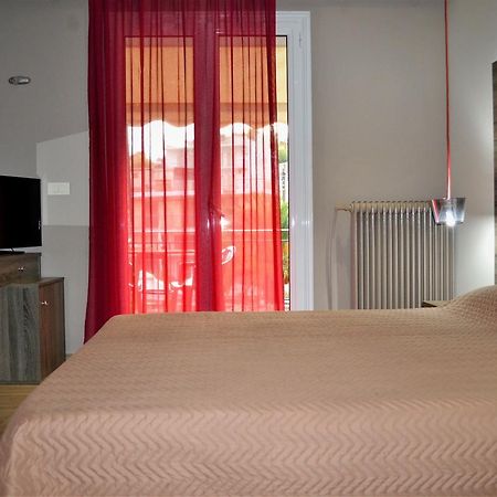 Ritsas Hotel Tolón Exteriör bild